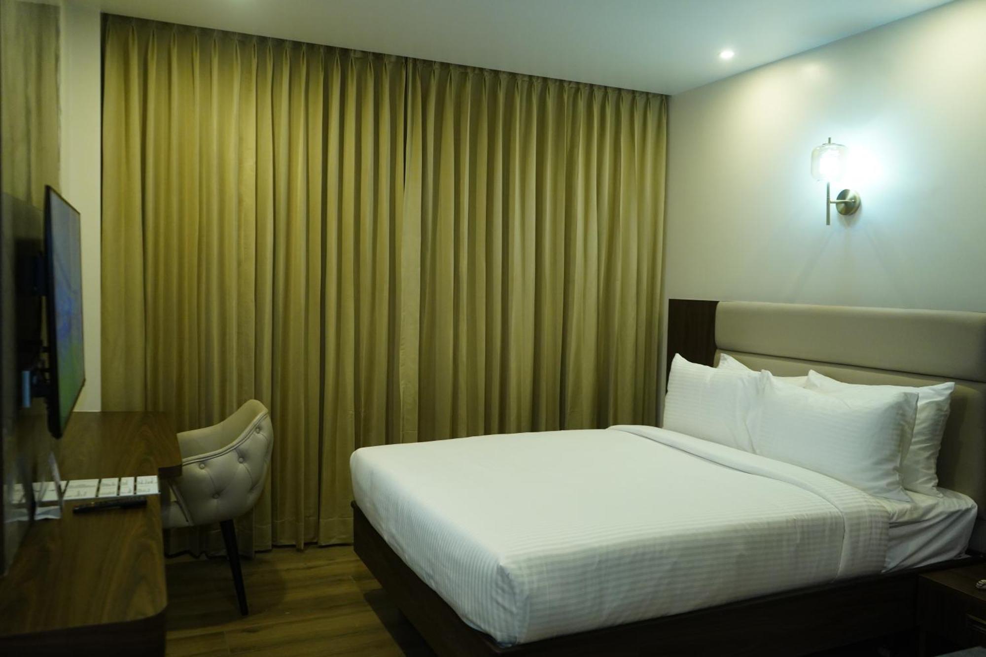 Jaag Hotel Chennai Luaran gambar